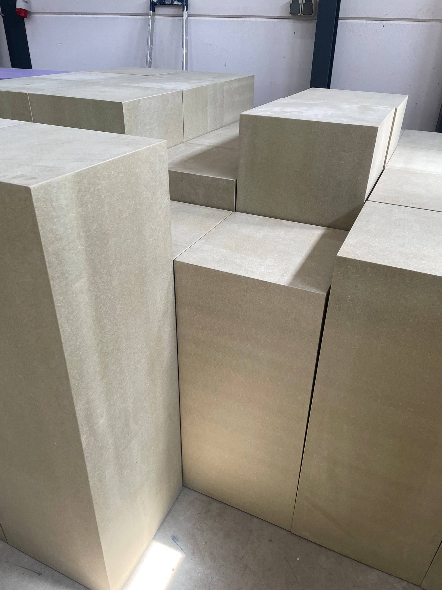 Schilderklare MDF Zuil / sokkel - 30x30x60 cm